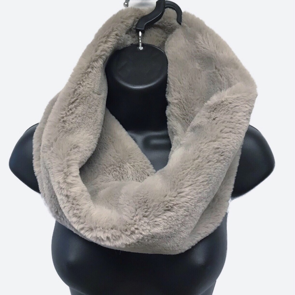 Banana Republic Faux Fur Infinity Scarf